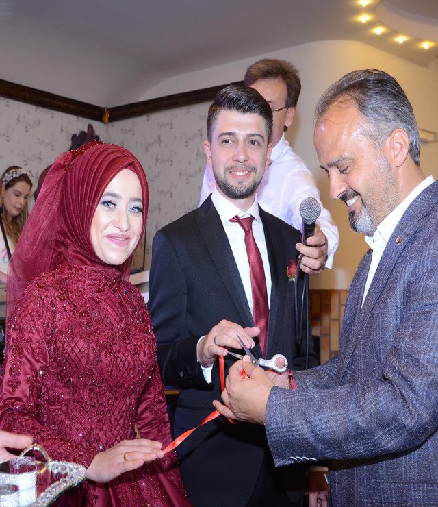 Nişan Organizasyonları | Salon Karlıtepe’de Zarif ve Özel Nişanlar