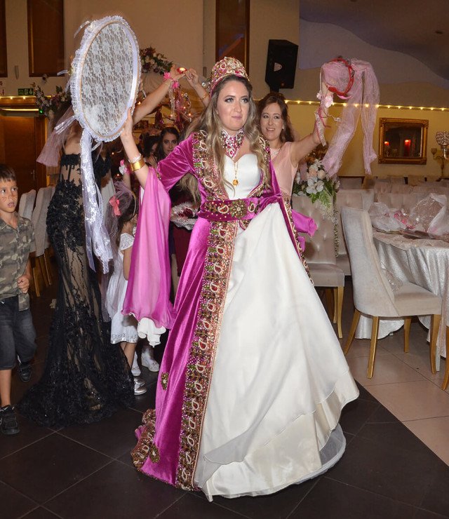 Kına-Salon Karlıtepe | Bursa’da Geleneksel ve Modern Kına Organizasyonları